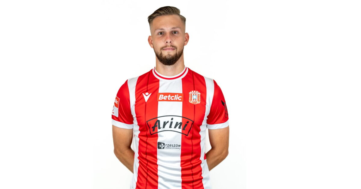 Patryk Romanowski mit neuem Vertrag
