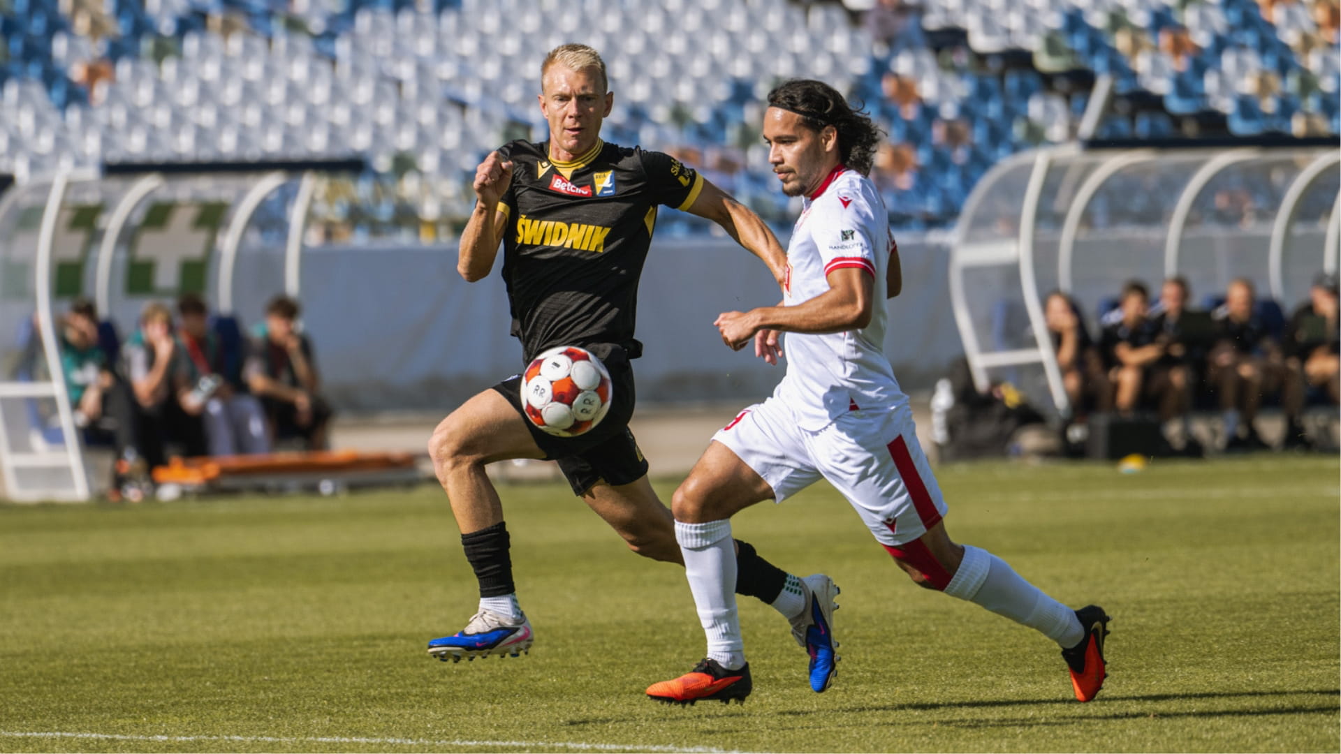 Zdjęcia z meczu Resovia – Avia Świdnik (03.10.2026)